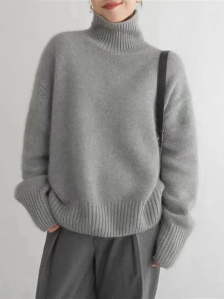 Lena – Soft Knit Turtleneck Jumber