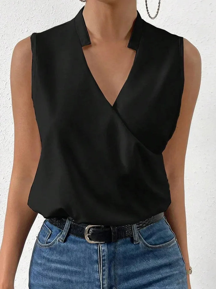 Fashion V-neck Sleeveless shirt