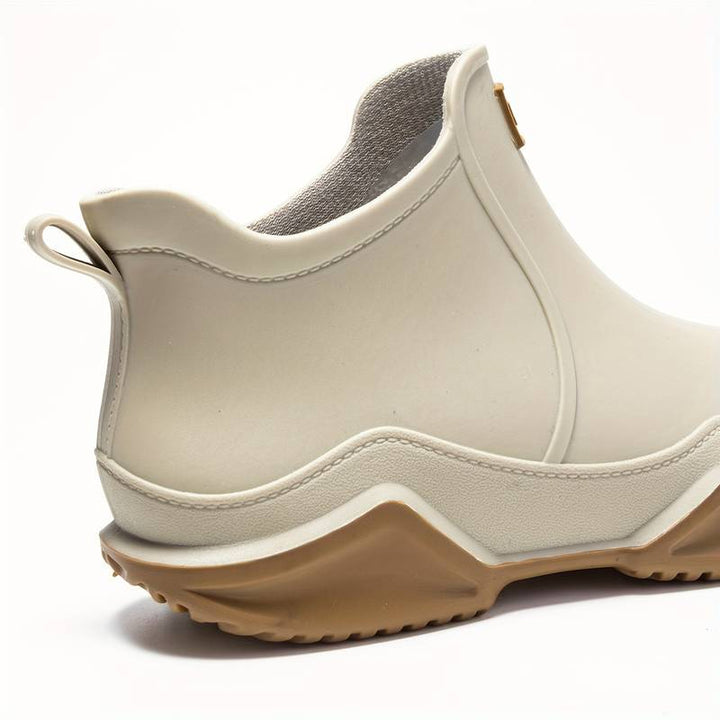 THEA - MODERN ORTHOPAEDIC RUBBER BOOT